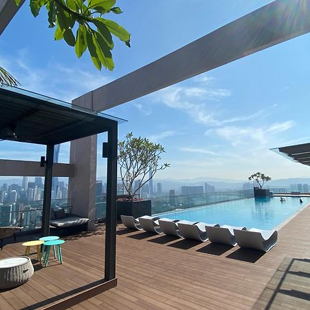 Upper Hotel Suites Kl Sentral Куала-Лумпур Екстер'єр фото
