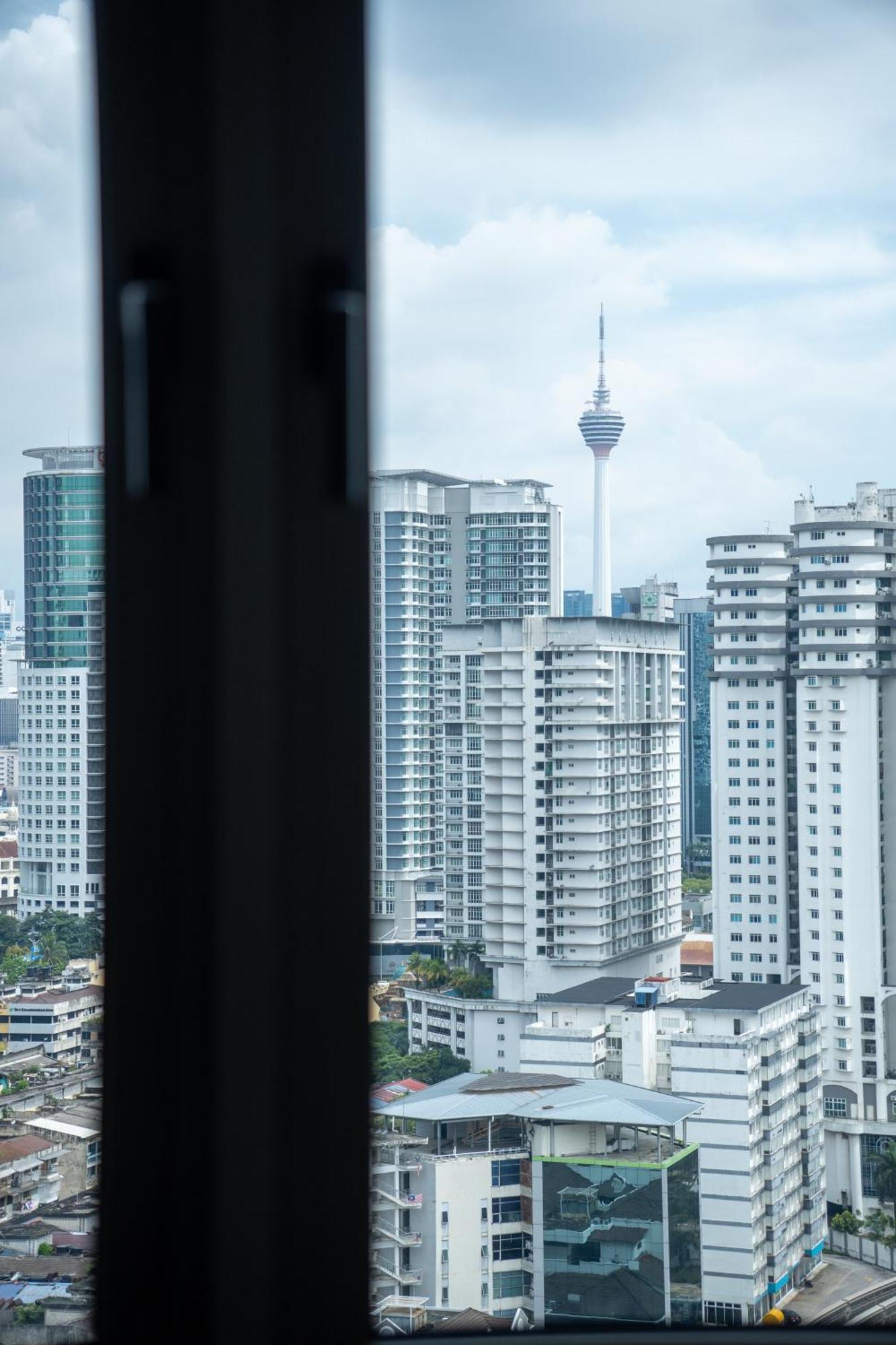 Upper Hotel Suites Kl Sentral Куала-Лумпур Екстер'єр фото