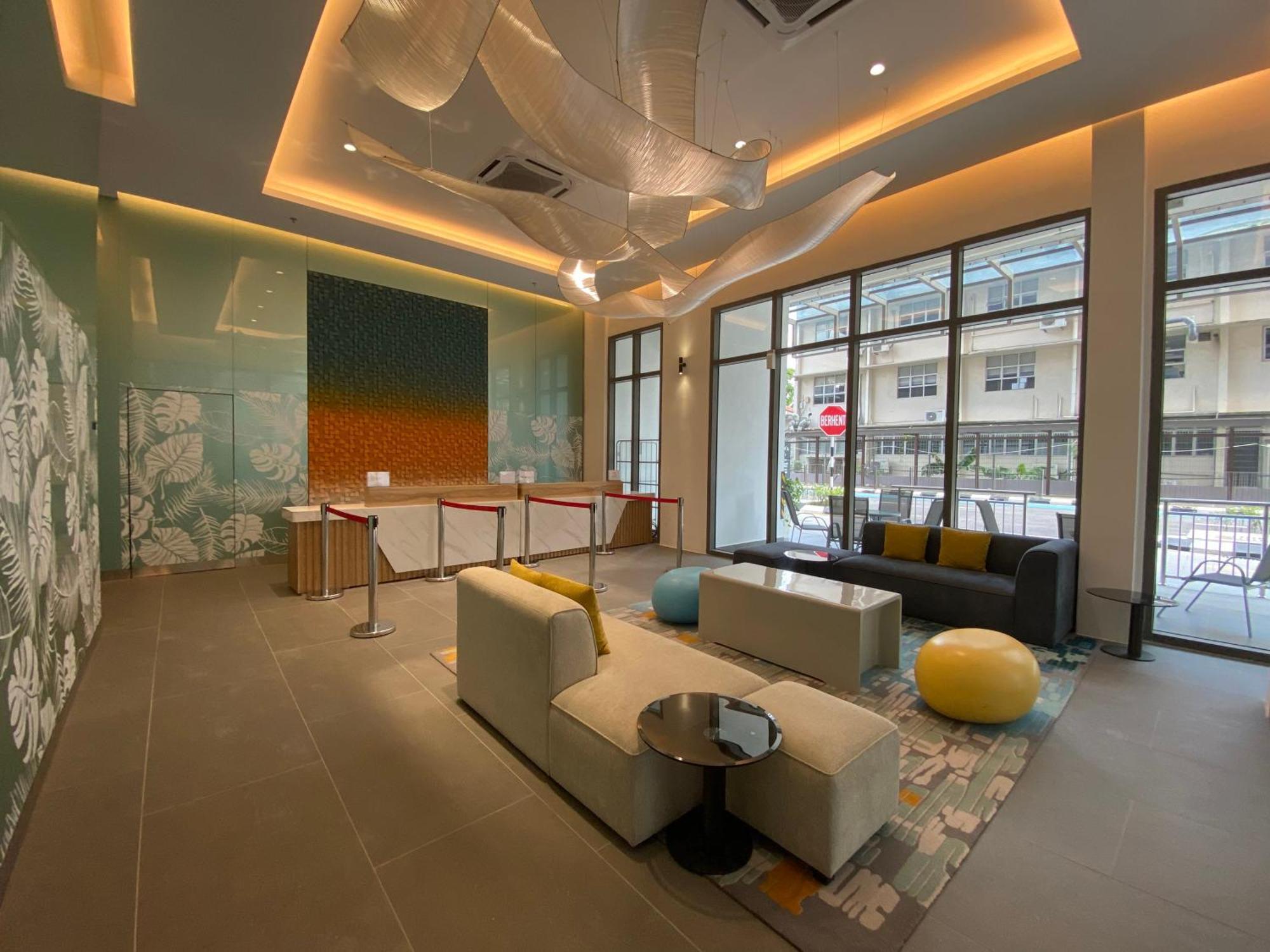 Upper Hotel Suites Kl Sentral Куала-Лумпур Екстер'єр фото